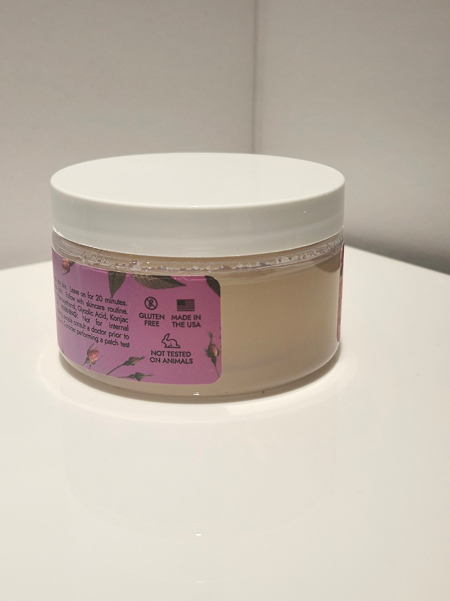 Experience Deep Hydration with Rose Gel Face Mask!